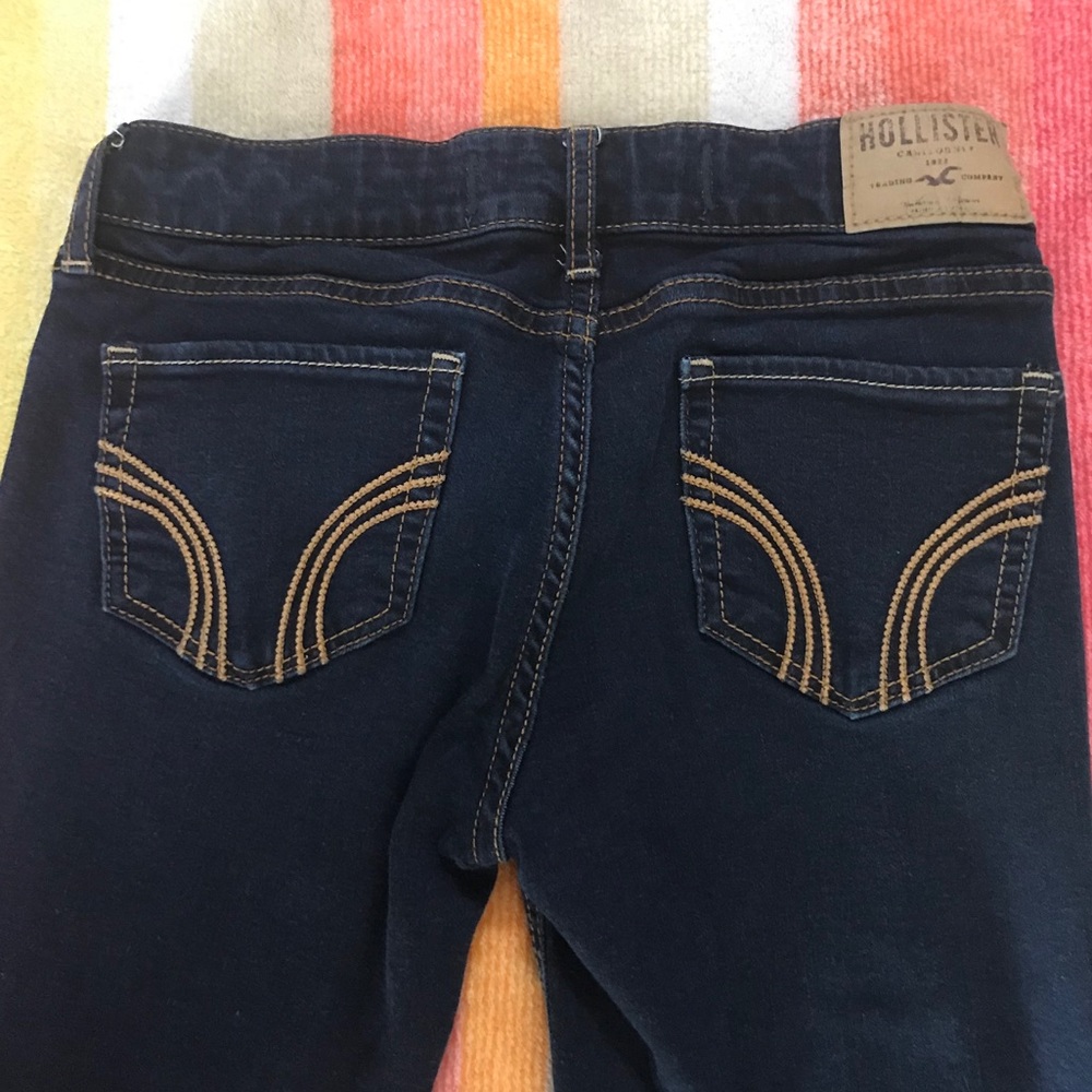 💕NWOT Juniors Hollister Jeans 24/31💕